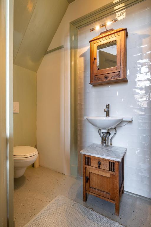 Koupelna v ubytování B&B In de Prinsenstraat