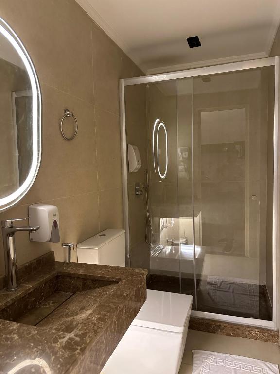 Koupelna v ubytování Imperial Hotel