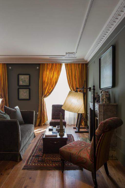 M Maison Particulière Porto - 10