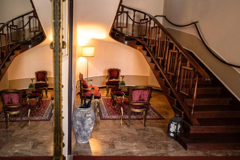 Posedenie v ubytovaní B&B L'EDEN