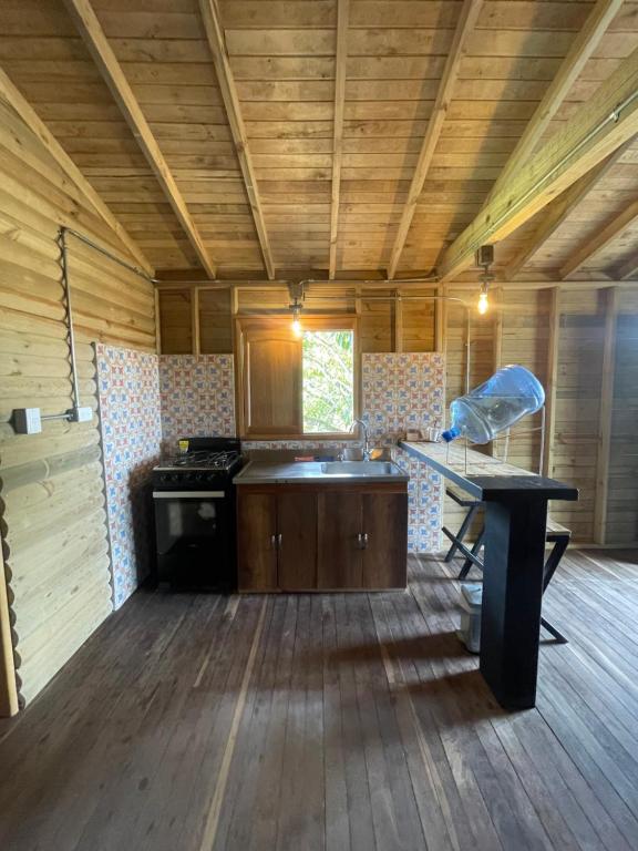 Kuchyň nebo kuchyňský kout v ubytování Finca Hotel el Valhalla