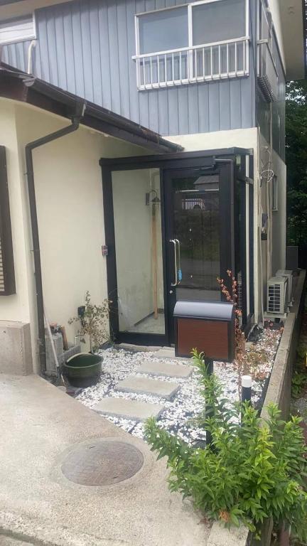 Bangunan di mana terletaknya rumah percutian