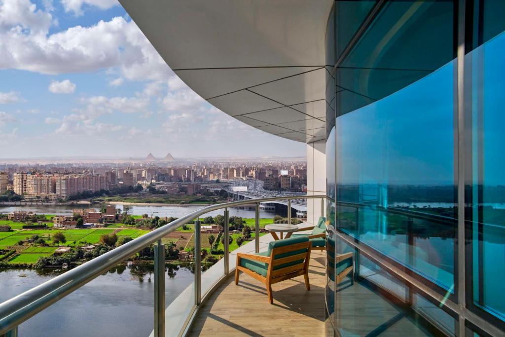 Balkón nebo terasa v ubytování Hilton Cairo Nile Maadi