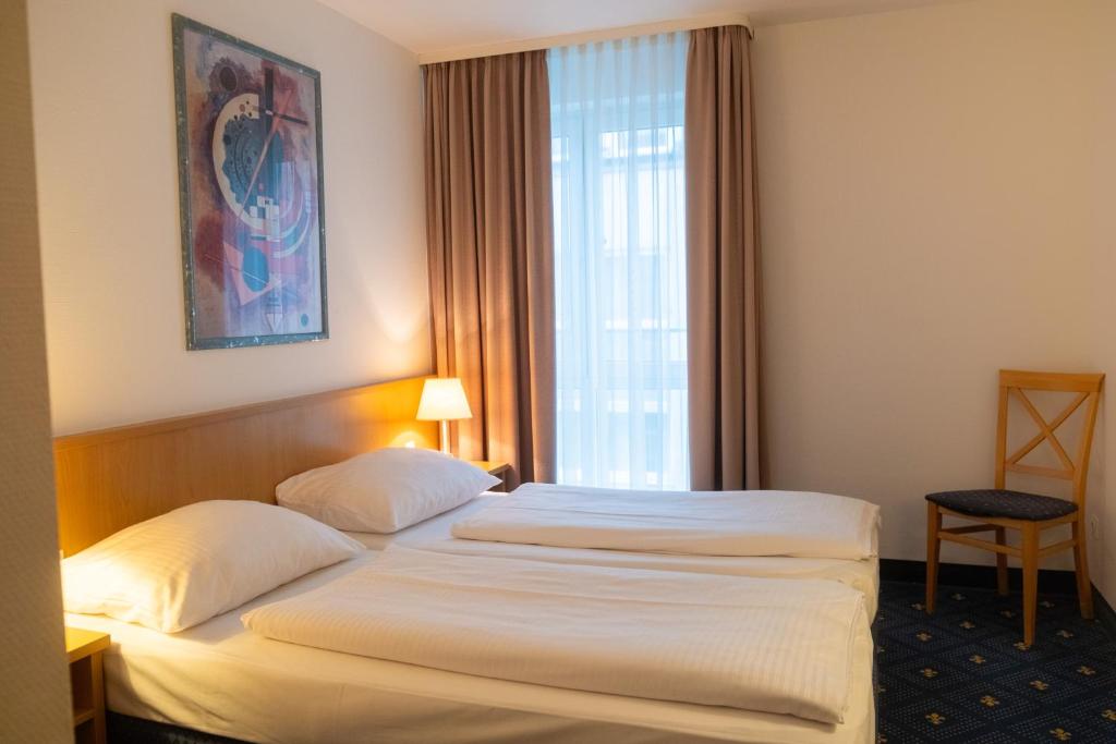 Hotel Am Schlosspark , Wiesbaden - Chambre Double