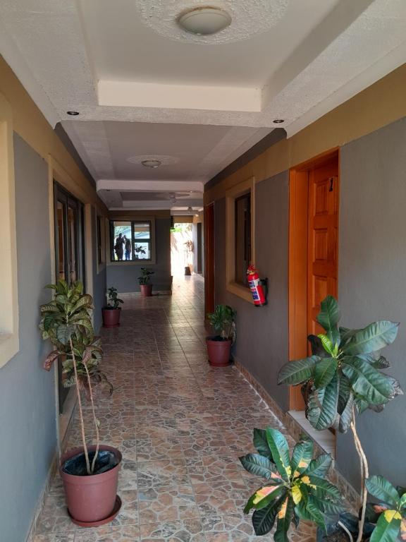 Fotografie z fotogalerie ubytování Three Way Inn v destinaci Kasane