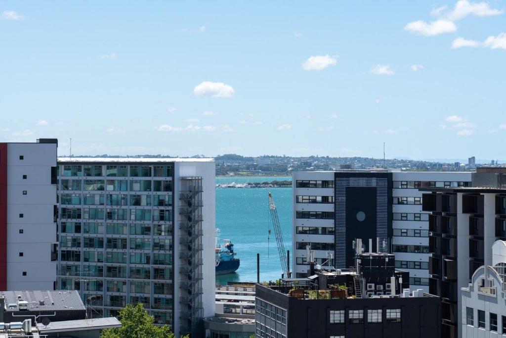 Sunset Studio at Eden Crescent - Resim 11