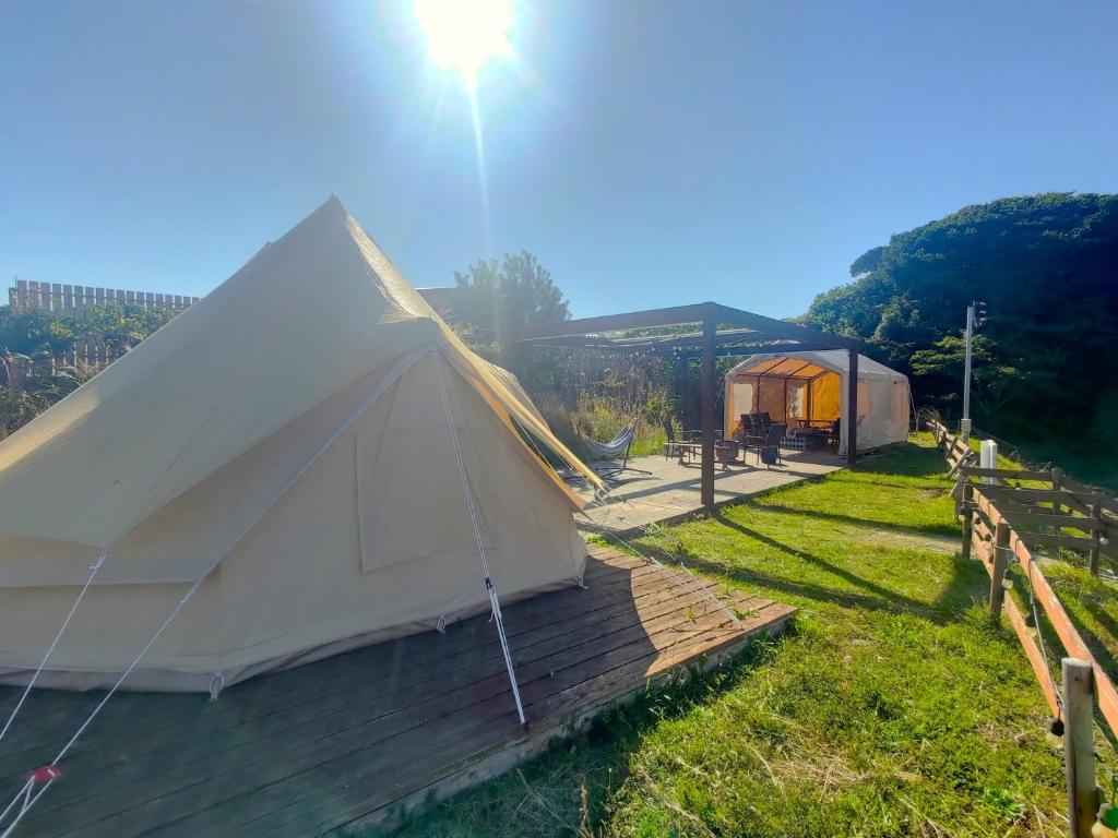Příroda nedaleko luxury tent