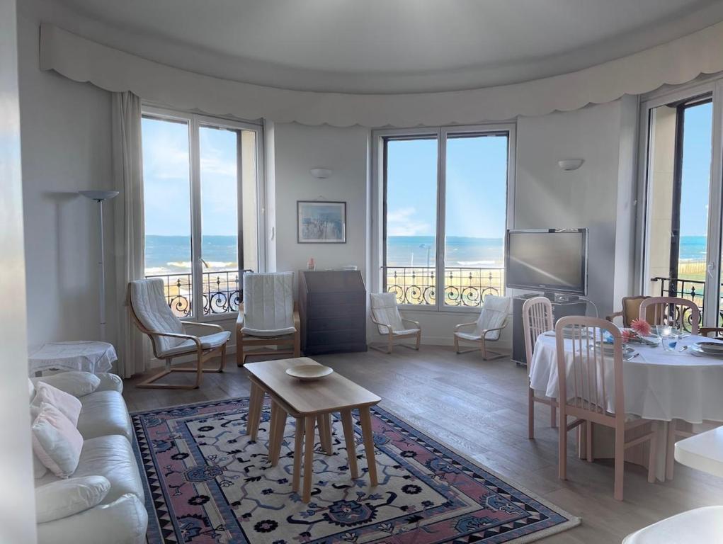 Posezení v ubytování Appartement Trouville Palace