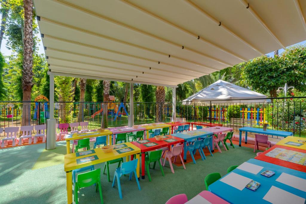 Restaurace v ubytování Botanik Platinum Hotel