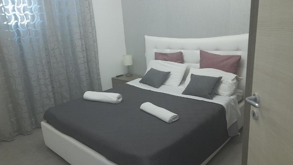 I Faraglioni Comfort Rooms - Apartment With Balcony
