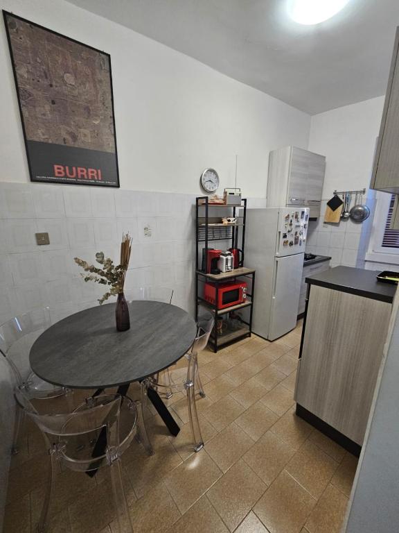 Kuchnia lub aneks kuchenny w obiekcie Casa Rossi Roma