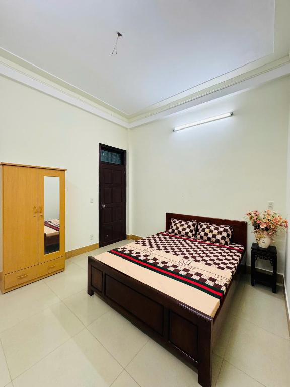 Định Homestay - Standard King Room