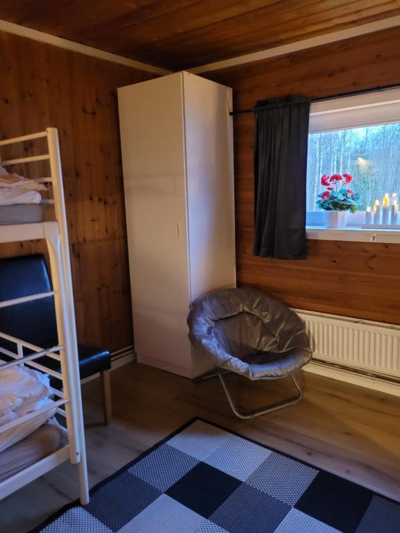 Postel nebo postele na pokoji v ubytování Karlstorp 4 km från Vimmerby