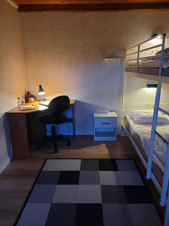 Postel nebo postele na pokoji v ubytování Karlstorp 4 km från Vimmerby