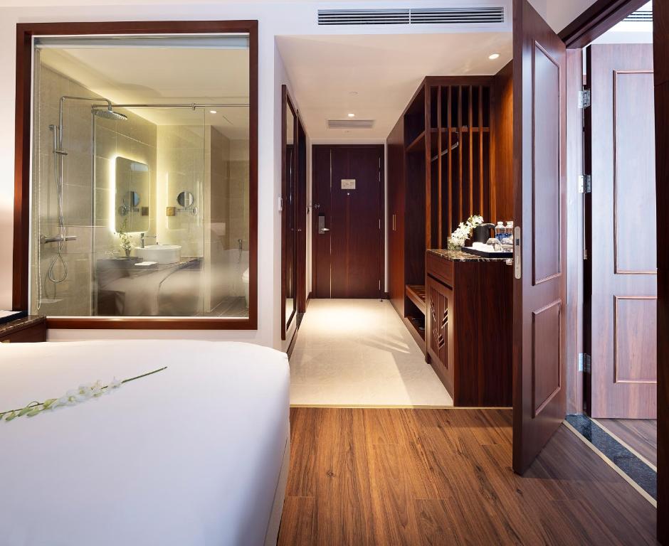 Superior Twin Connecting Room