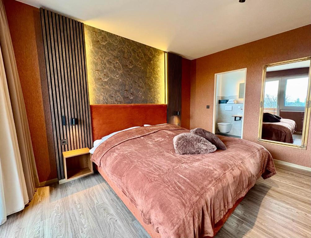 Berghotel Hohegeiß - Double Room With Balcony