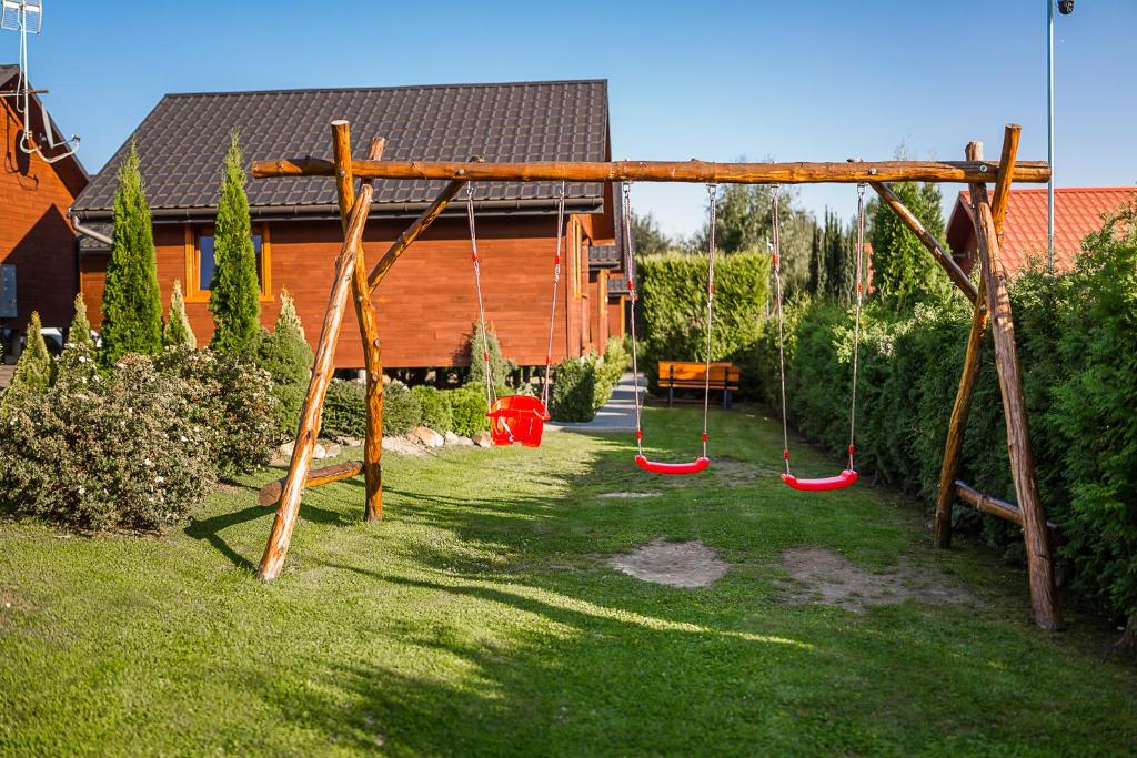Herní místnost nebo prostor pro děti v ubytování Na Równej Bieszczady