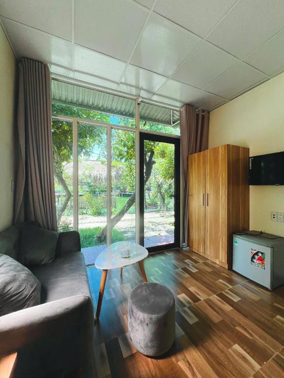 Tuấn huyền vlog homestay