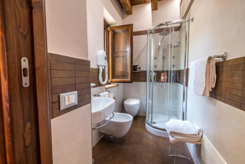 Casena Mongerrati - Habitación Triple Estándar