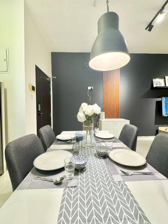 Fotografie z fotogalerie ubytování D'Summit Suite by Luxecocoo CK Kempas Setia Tropika v destinaci Kempas