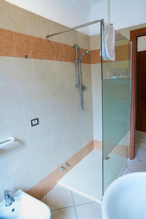 Koupelna v ubytování SMART HOTEL