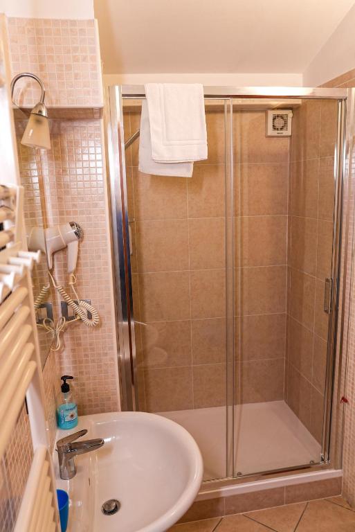 Koupelna v ubytování SMART HOTEL
