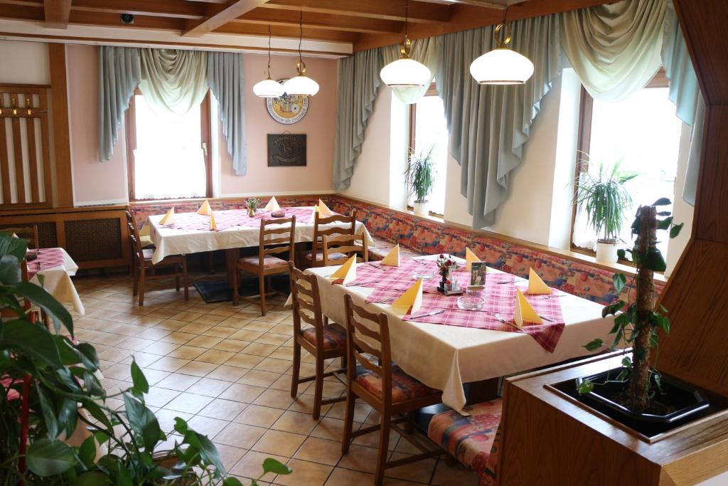 Restaurace v ubytování Gasthof Bokan