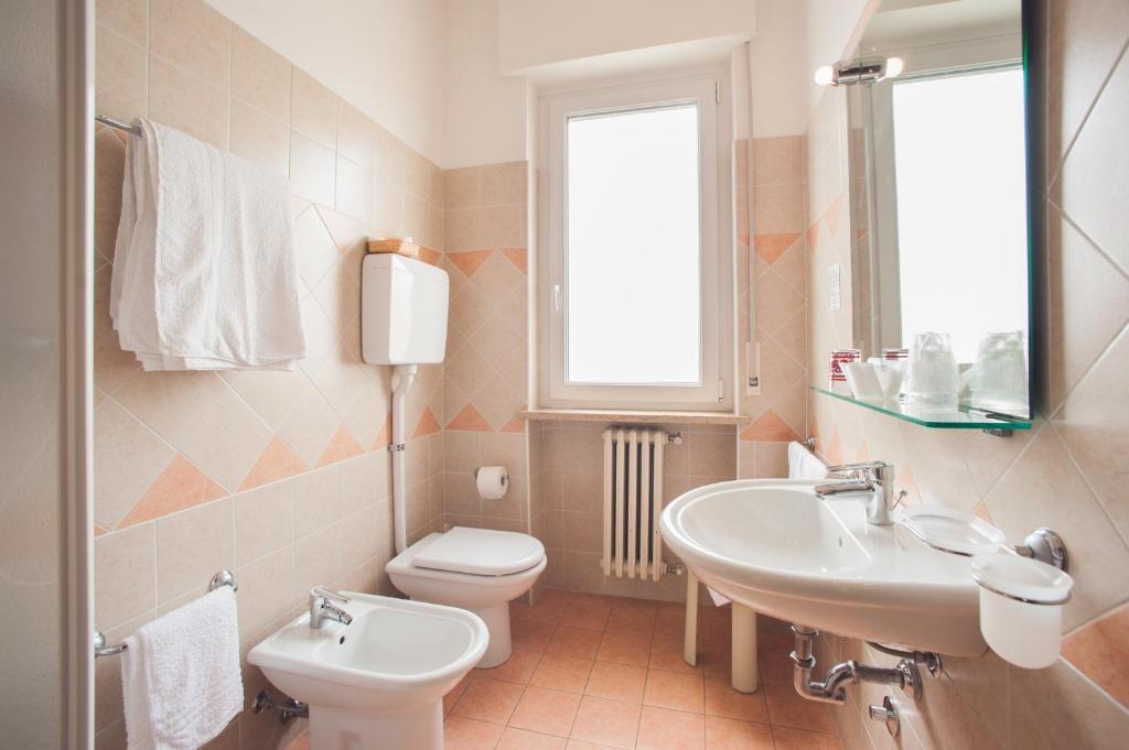 Koupelna v ubytování Hotel Paradiso