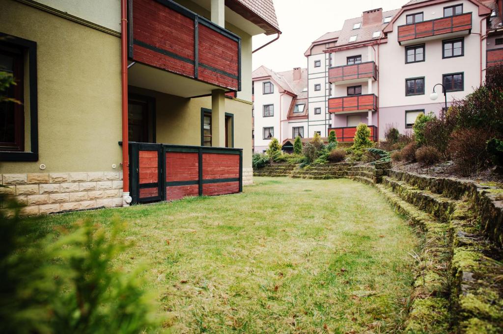 Budova, v ktorej sa apartmán nachádza
