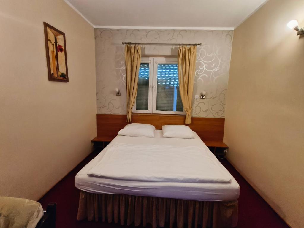 Villa Bella Casa - Single Room With Private Bathroom