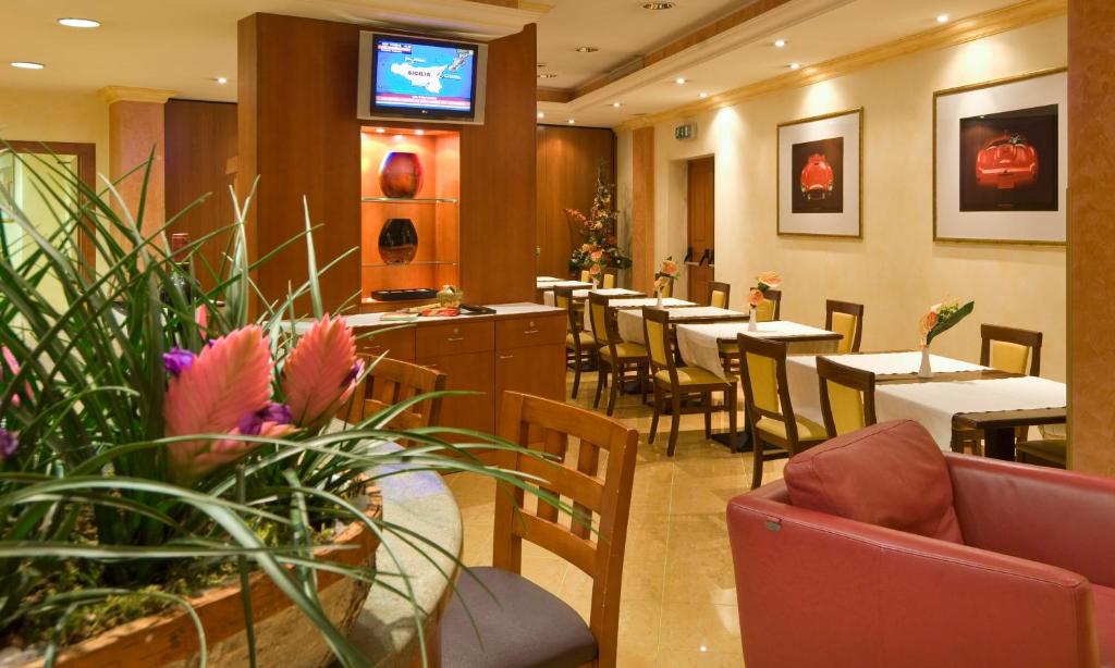 Posezení v ubytování AS Hotel Monza