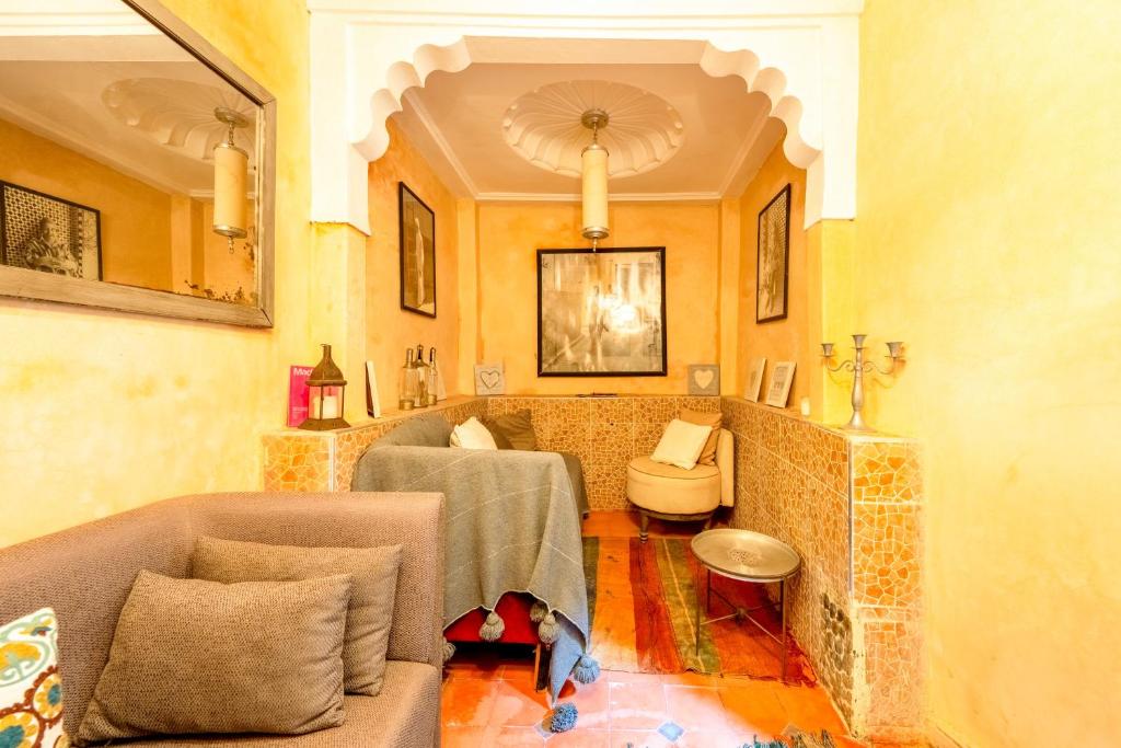 Little Riad 3 Rooms - Top emplacement 5 minuts from Place Jemaa el fna & souk — photo 9