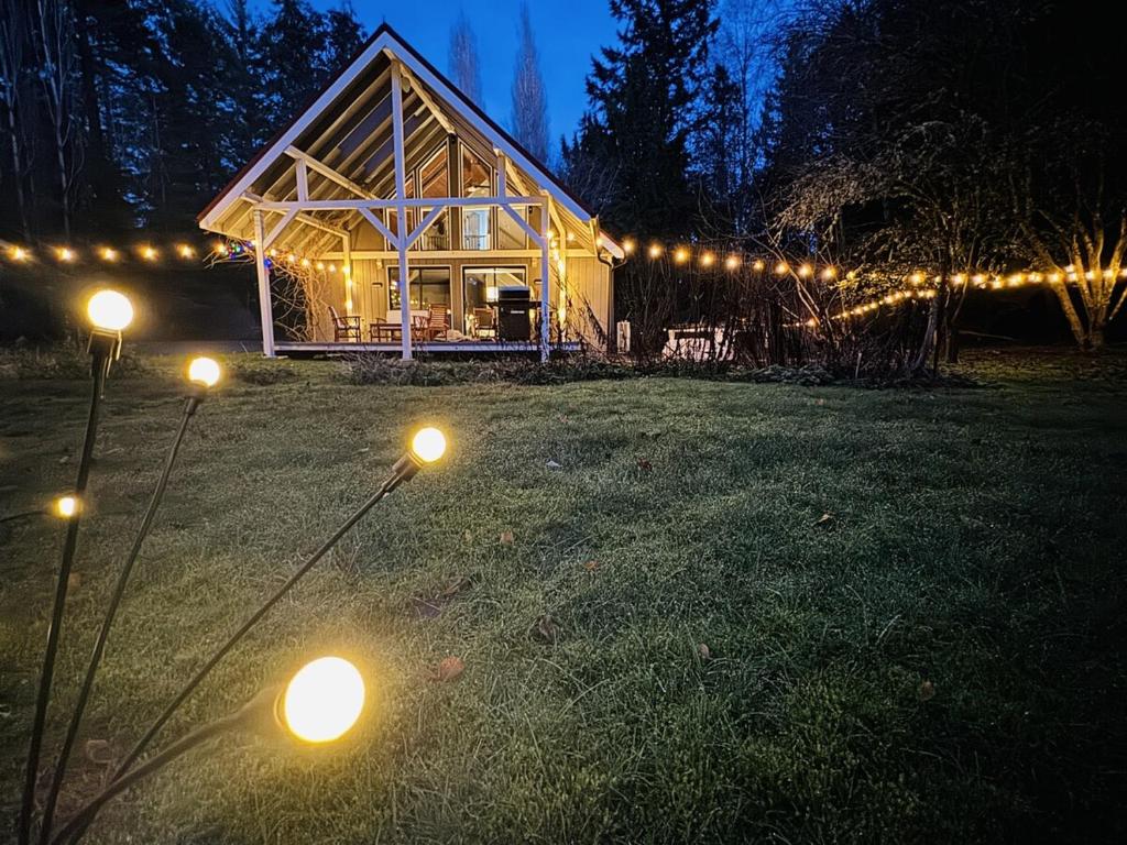Zahrada ubytování House with hot tub on over 2 acres