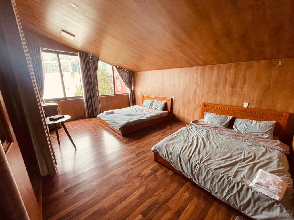 Postel nebo postele na pokoji v ubytování Chang's home