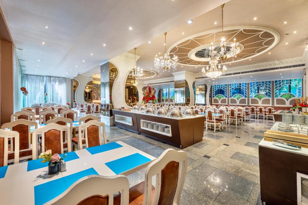 Royal Benja Hotel - Big Room Family-Friendly - Resim 29