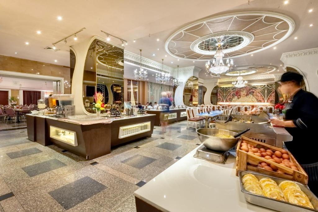 Royal Benja Hotel - Big Room Family-Friendly - Resim 13