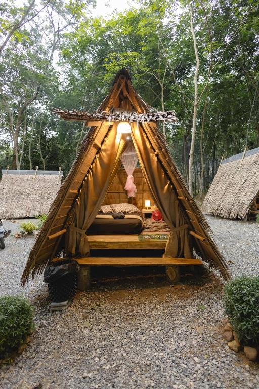 Zahrada ubytování Khao Phang Camping