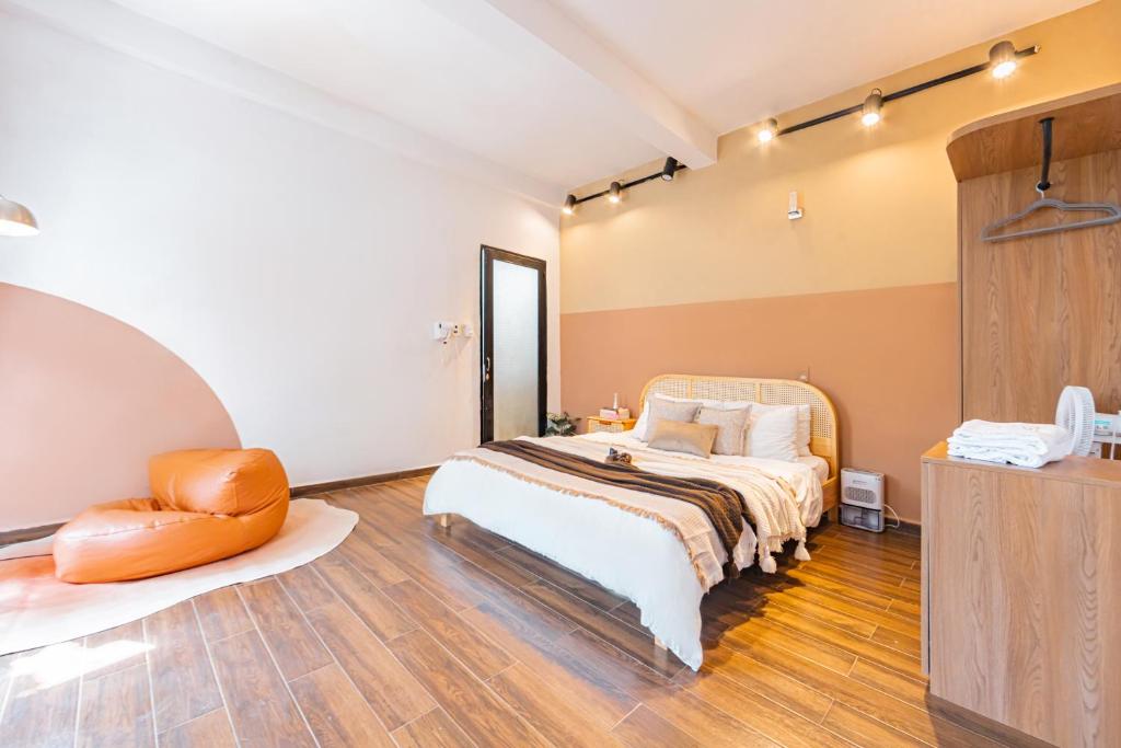 Giường trong phòng chung tại Be Youth Villa Đà Lạt - O'TEL