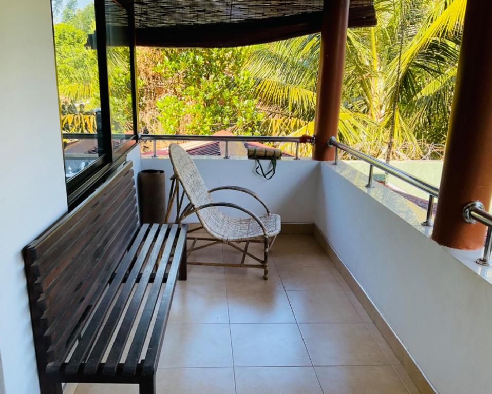Balkón nebo terasa v ubytování Serendip Villa Holiday HomeTalalla Sri Lanka