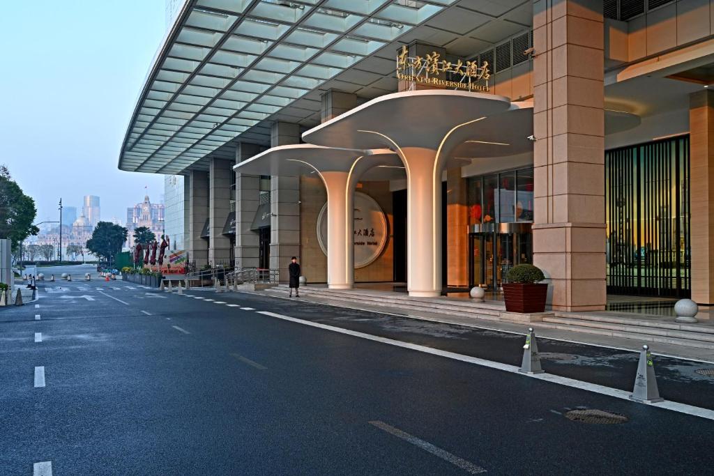 Fotografie z fotogalerie ubytování Oriental Riverside Bund View Hotel (Shanghai International Convention Center) v Šanghaji