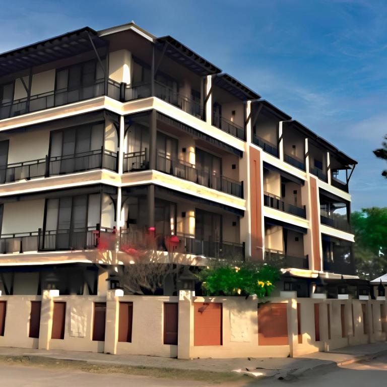 Budova, kde se aparthotel nachází