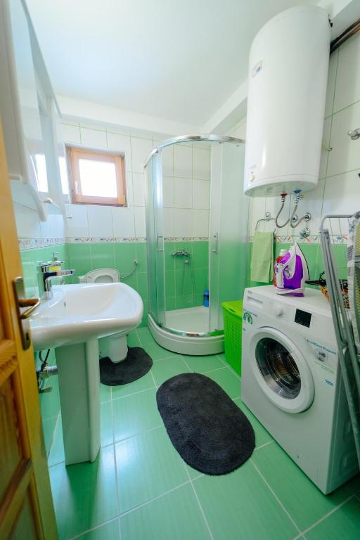 Bagno di Pine Valley House