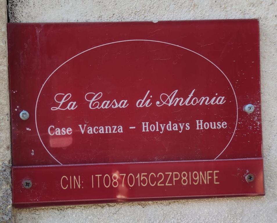 Certyfikat, podpis lub inny dokument wystawiony w obiekcie La casa di Antonia