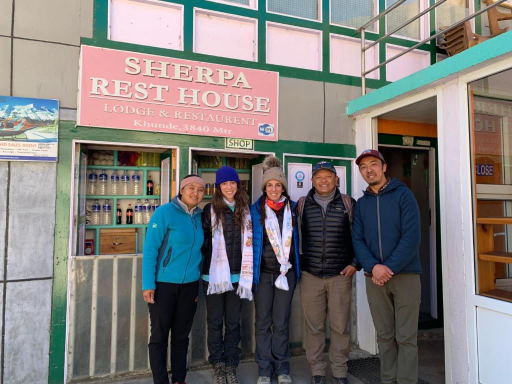 Hosté ubytování Sherpa Rest House Khunde