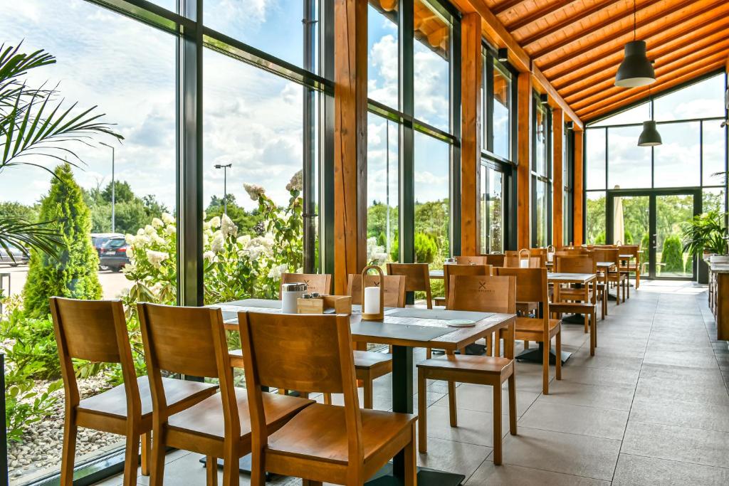 Restaurace v ubytování Hotel Nowa Holandia