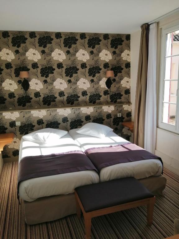 Hôtel Les Fleurs - Twin Room