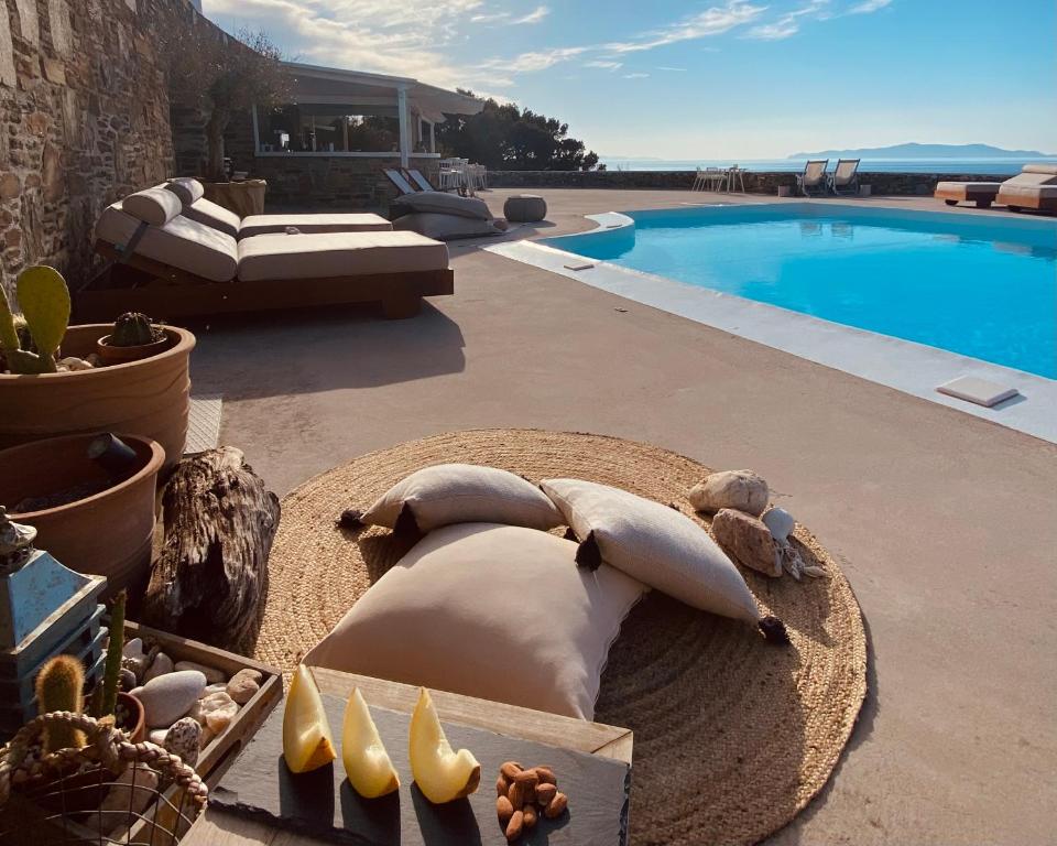 Bazén v ubytování Pino di Loto Boutique Bed & Breakfast nebo v jeho okolí
