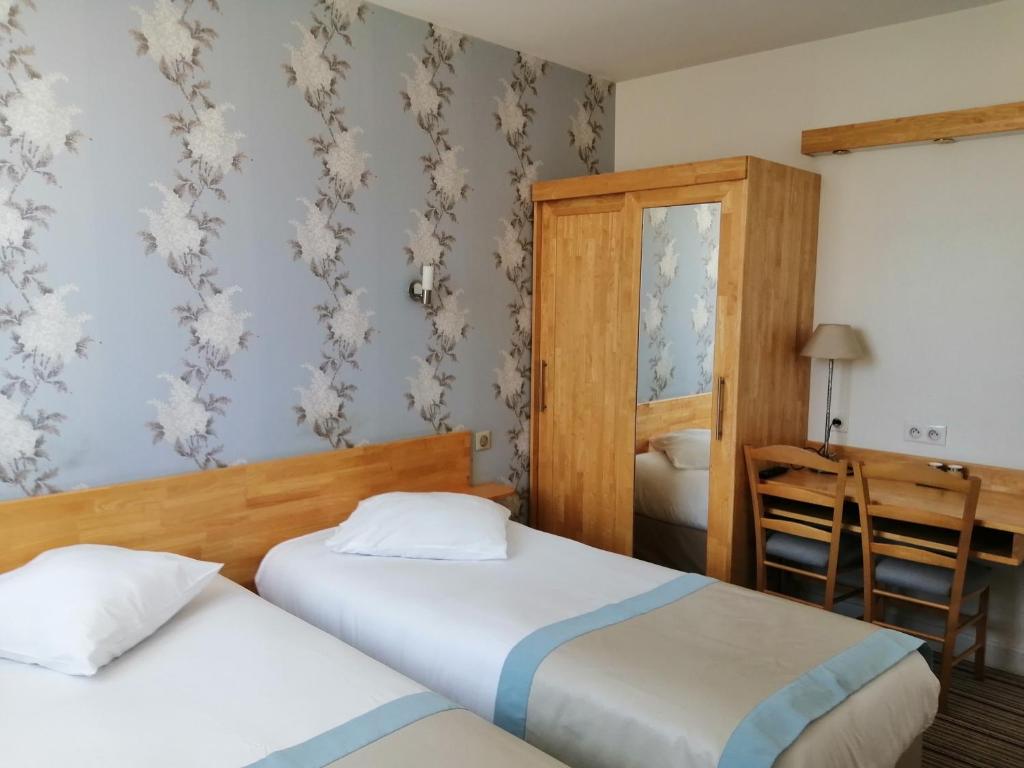 Hôtel Les Fleurs - Twin Room With Garden View