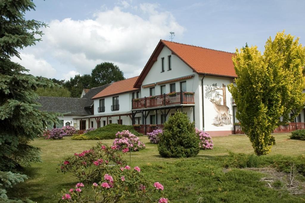 Hotel Zur Wildtränke - Housity