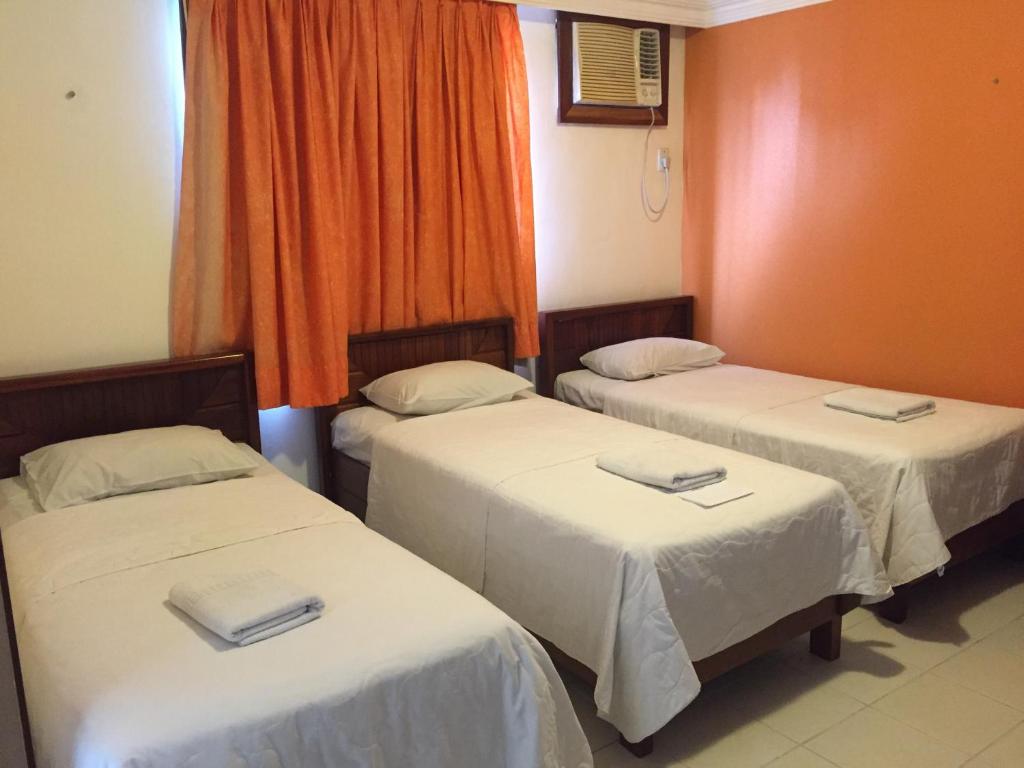  Machado´s Plaza Hotel